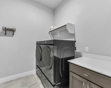 11927 Carillon Forest Drive - Photo Thumbnail 24