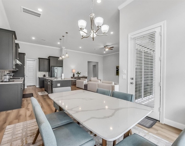 11927 Carillon Forest Drive - Photo Thumbnail 17