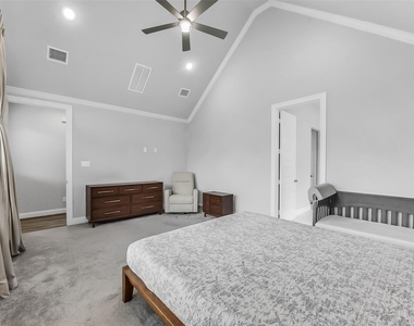 11927 Carillon Forest Drive - Photo Thumbnail 20