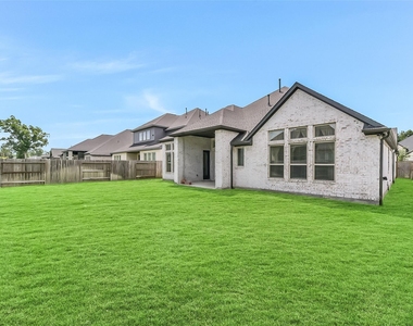 11927 Carillon Forest Drive - Photo Thumbnail 35