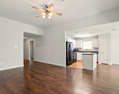 4006 Enclave Mist Lane - Photo Thumbnail 3