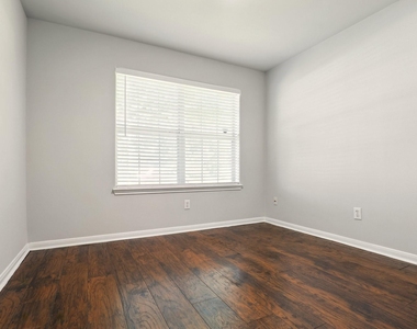 4006 Enclave Mist Lane - Photo Thumbnail 18