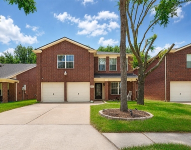 17435 S Summit Canyon Drive - Photo Thumbnail 1