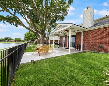 17435 S Summit Canyon Drive - Photo Thumbnail 2
