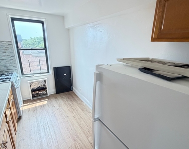 102-30 67th Avenue - Photo Thumbnail 10