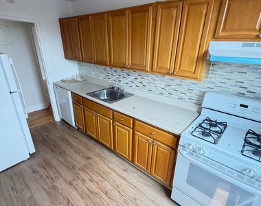 102-30 67th Avenue - Photo Thumbnail 12