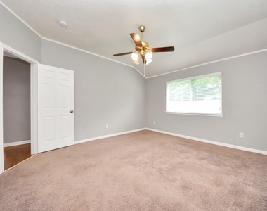 15739 Oak Mountain Dr - Photo Thumbnail 26