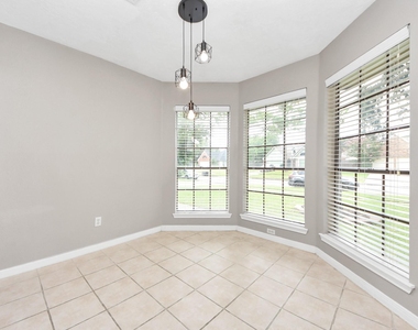 15739 Oak Mountain Dr - Photo Thumbnail 31