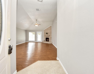 15739 Oak Mountain Dr - Photo Thumbnail 1