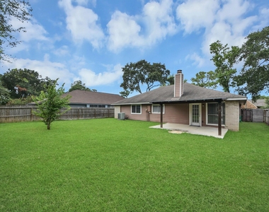 15739 Oak Mountain Dr - Photo Thumbnail 38