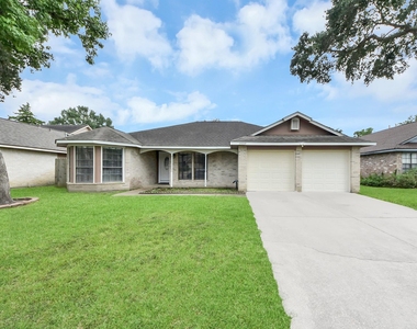 15739 Oak Mountain Dr - Photo Thumbnail 40