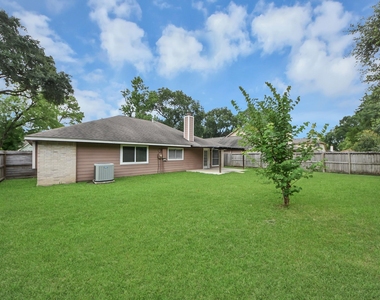 15739 Oak Mountain Dr - Photo Thumbnail 37