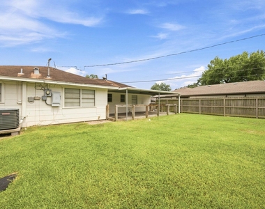 914 Martha Street - Photo Thumbnail 26