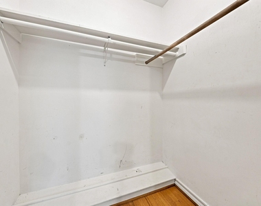 914 Martha Street - Photo Thumbnail 19
