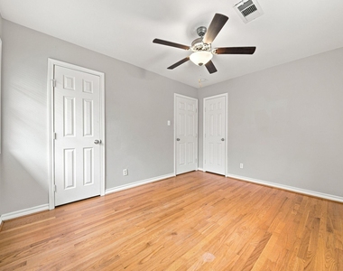 914 Martha Street - Photo Thumbnail 16