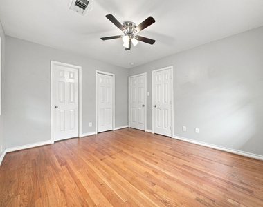 914 Martha Street - Photo Thumbnail 20