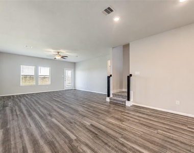 1218 Glendora Drive - Photo Thumbnail 16