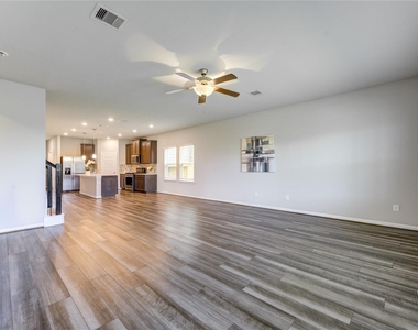 1218 Glendora Drive - Photo Thumbnail 15