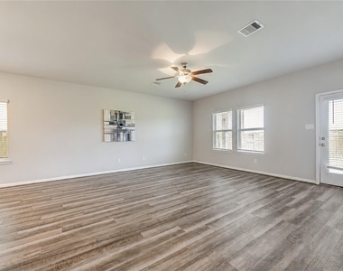 1218 Glendora Drive - Photo Thumbnail 18