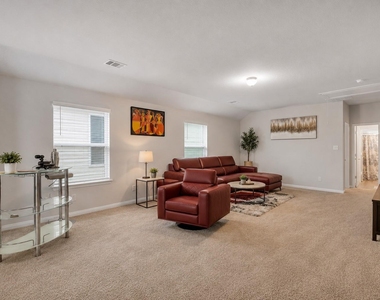 17419 Desmond Street - Photo Thumbnail 13