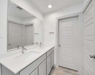 7923 Cattleman Valley Drive - Photo Thumbnail 22
