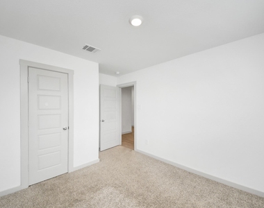 7923 Cattleman Valley Drive - Photo Thumbnail 28