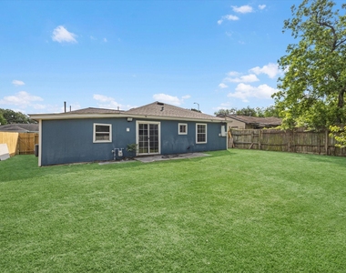 4218 Crenshaw Street - Photo Thumbnail 13