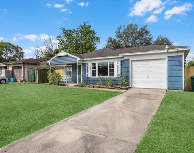 4218 Crenshaw Street - Photo Thumbnail 1