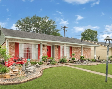 11826 Oceanview Street - Photo Thumbnail 1