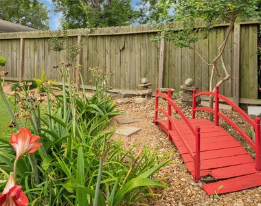 11826 Oceanview Street - Photo Thumbnail 22