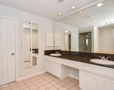 3107 Barnhill - Photo Thumbnail 15