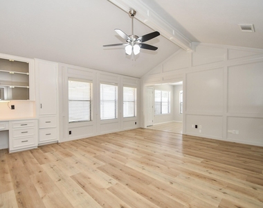 3107 Barnhill - Photo Thumbnail 7
