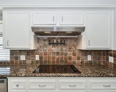 3107 Barnhill - Photo Thumbnail 9
