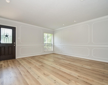 3107 Barnhill - Photo Thumbnail 1