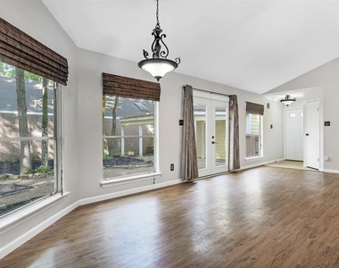 15 Tulip Hill Court - Photo Thumbnail 9