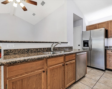 15 Tulip Hill Court - Photo Thumbnail 6