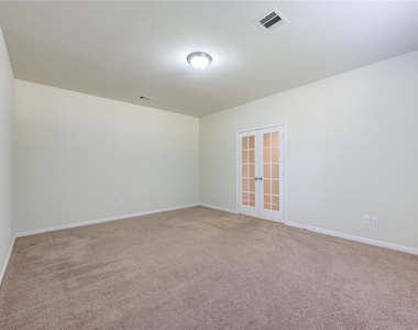 5318 Hickory Harvest Drive - Photo Thumbnail 8