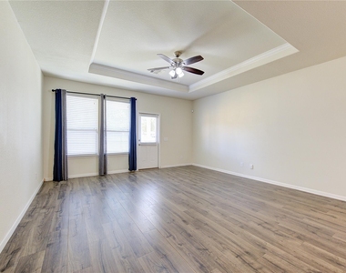 5318 Hickory Harvest Drive - Photo Thumbnail 27