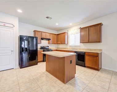 5318 Hickory Harvest Drive - Photo Thumbnail 17