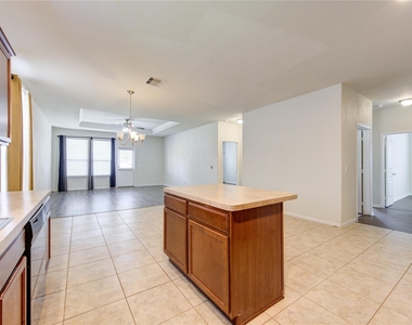5318 Hickory Harvest Drive - Photo Thumbnail 21