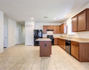5318 Hickory Harvest Drive - Photo Thumbnail 18