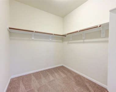 5318 Hickory Harvest Drive - Photo Thumbnail 36