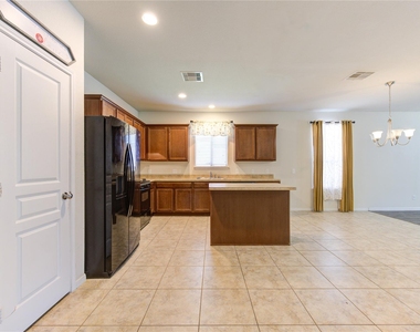 5318 Hickory Harvest Drive - Photo Thumbnail 14