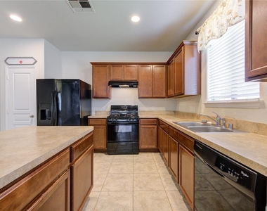 5318 Hickory Harvest Drive - Photo Thumbnail 20