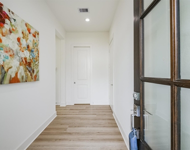 5630 Balbo Street - Photo Thumbnail 3