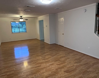 23134 Waterlake Dr - Photo Thumbnail 9