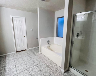 23134 Waterlake Dr - Photo Thumbnail 7