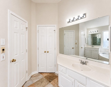 20410 Nelva Park Court - Photo Thumbnail 39