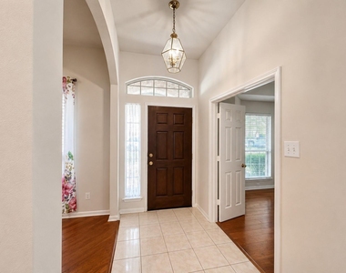 20410 Nelva Park Court - Photo Thumbnail 3
