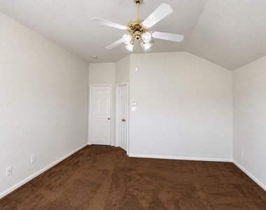 20410 Nelva Park Court - Photo Thumbnail 30